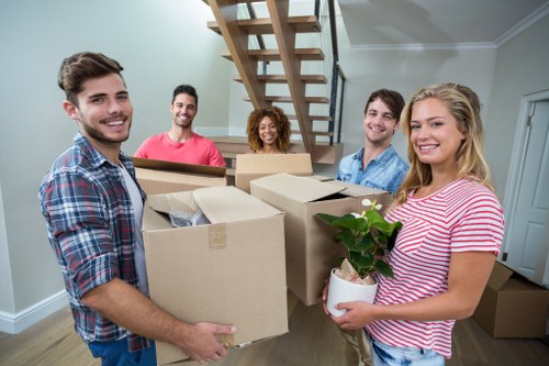 Customized packing solutions for unique items in Kingston